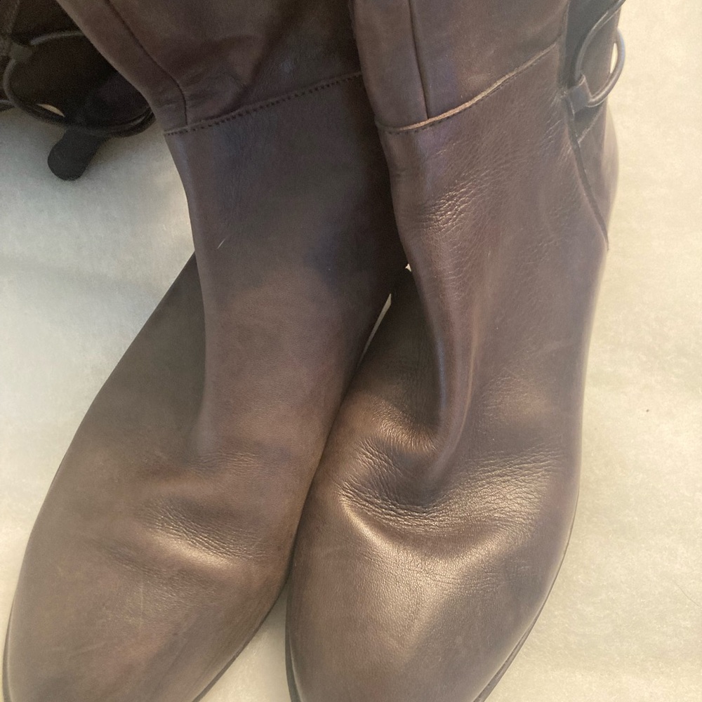 Vince Camuto Brown Heeled Boots